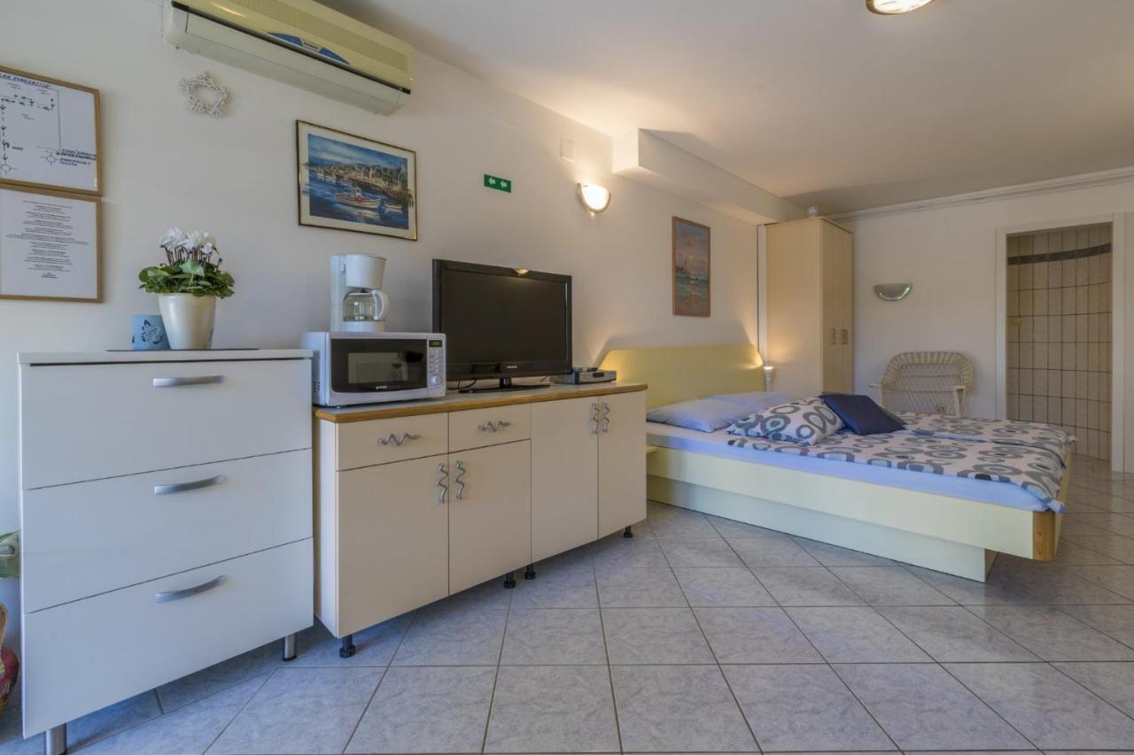 Blue Pearl Apartments Цриквеница Экстерьер фото